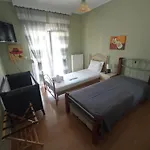 η αυλή