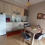η αυλή