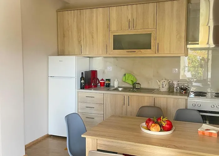 Apartament Η Αυλή *